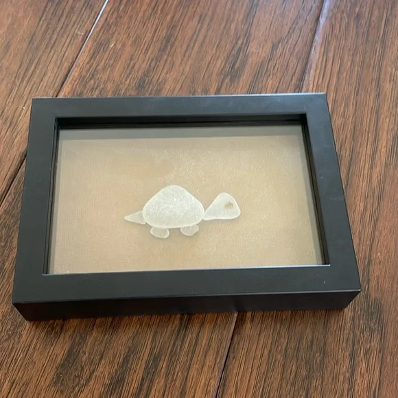 Stone turtle frame - Picture 1 of 2